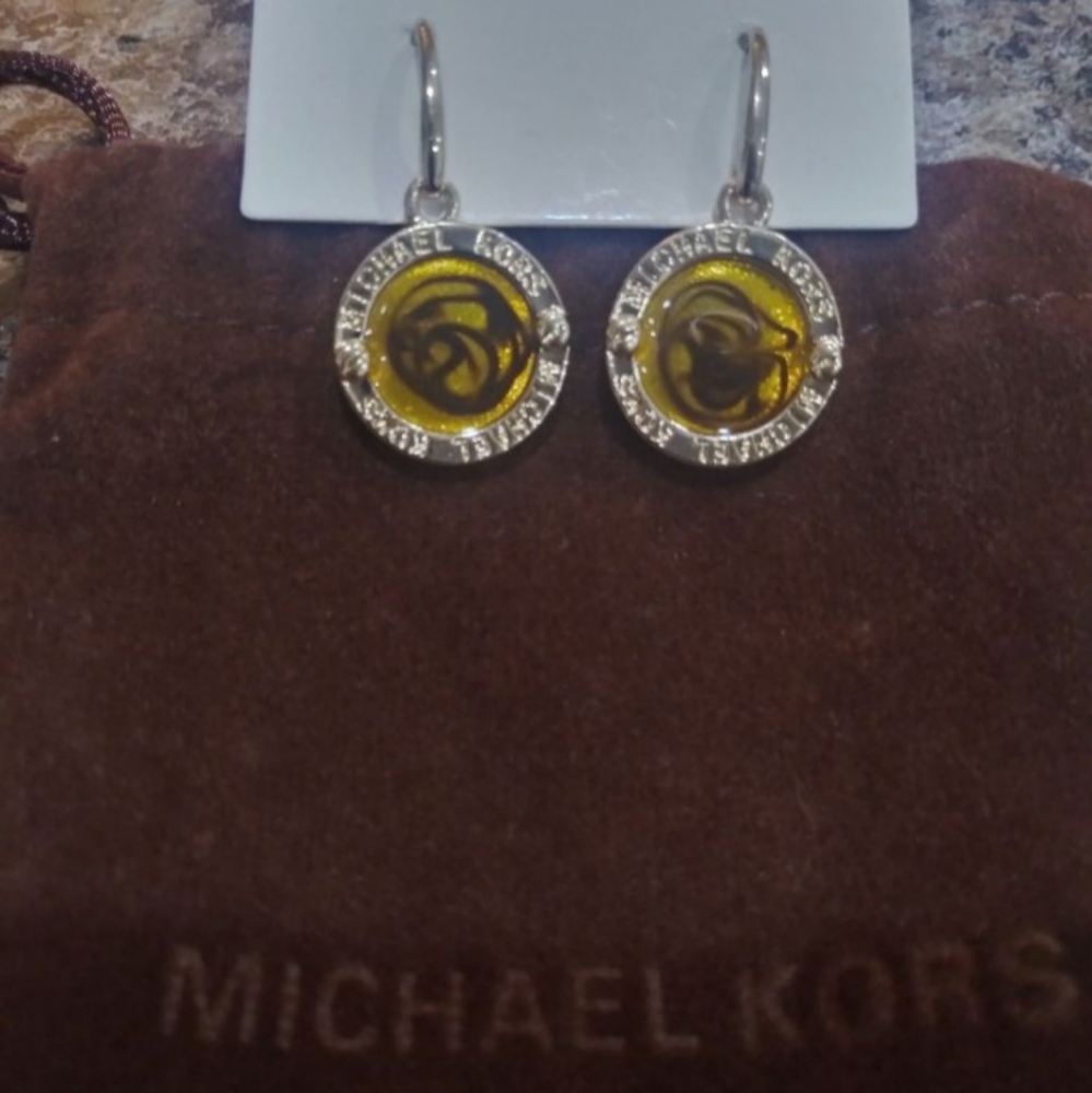 Designer earrings - Picture 3 of 3